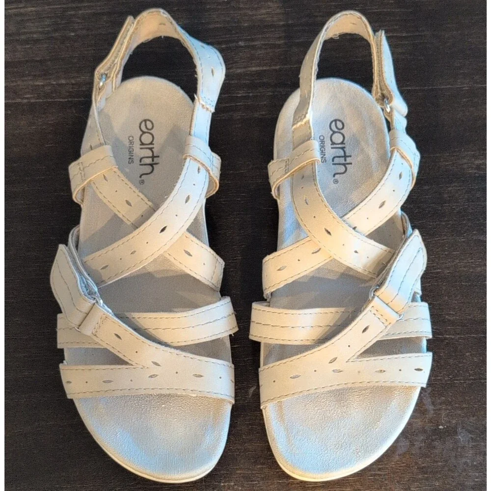 Earth Origins Women's Beige Strappy Suede Sandals Adjustable sz 7 W